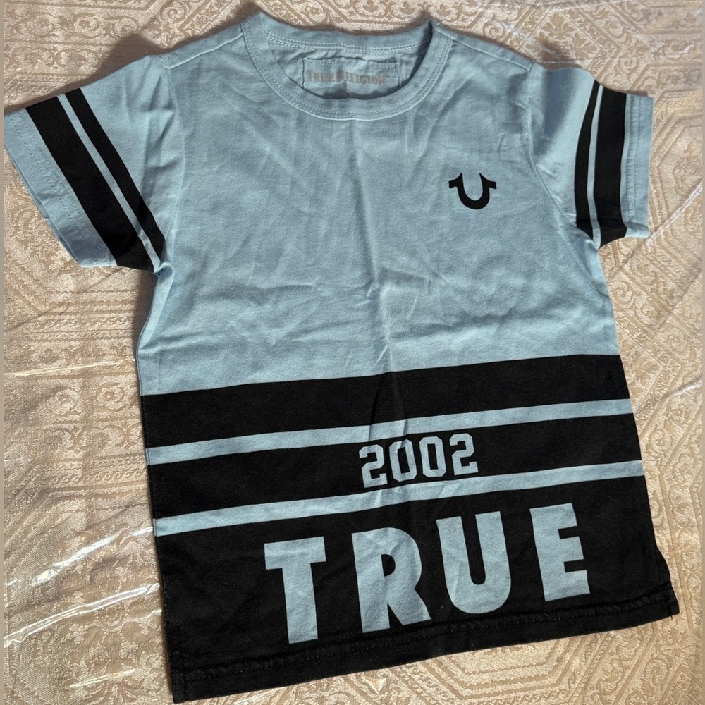 True Religion Blue and Black Short Sleeve Tee Boys sz 3T